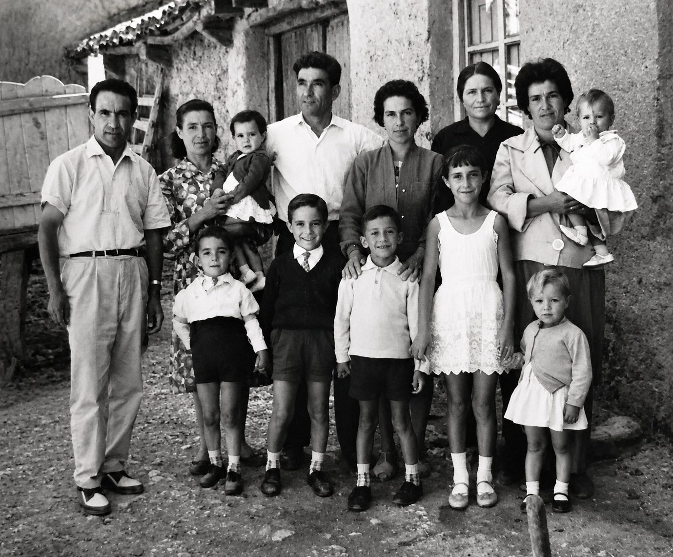 Edelmira junto a su familia